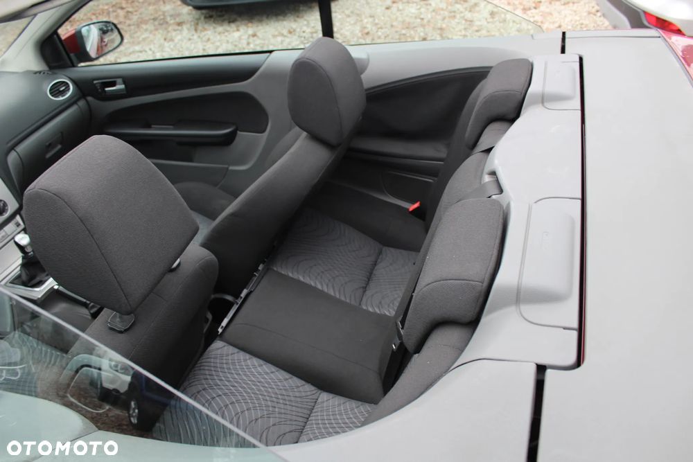 Ford Focus CC 1.6 Sport - 13