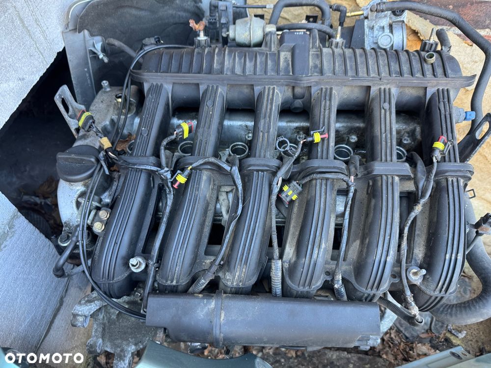 CHEVROLET EPICA 2.0 24V GŁOWICA SILNIKA KOMPLETNA - 1