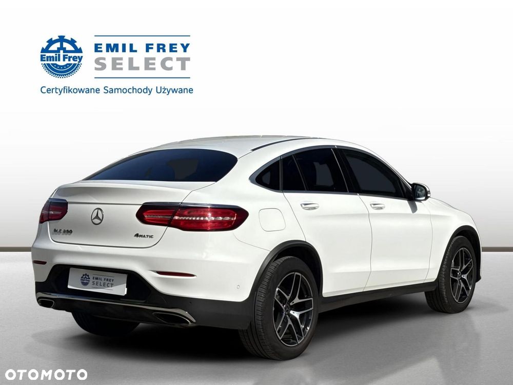 Mercedes-Benz GLC - 6