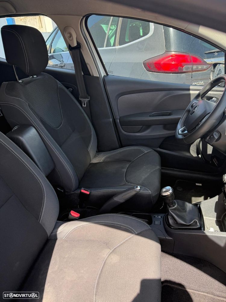 Renault Clio 0.9 TCe Zen - 24