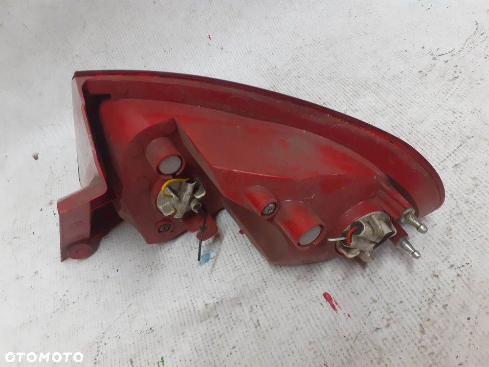 .  TYL TYLNA LAMPA LEWA CHEVROLET LACETTI - 3