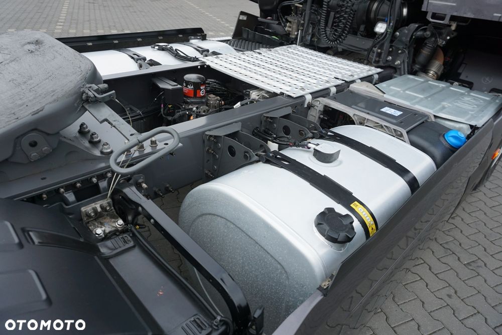 Renault / T 460 / EURO 6 / ACC / RETARDER / SLEEPER CAB - 14