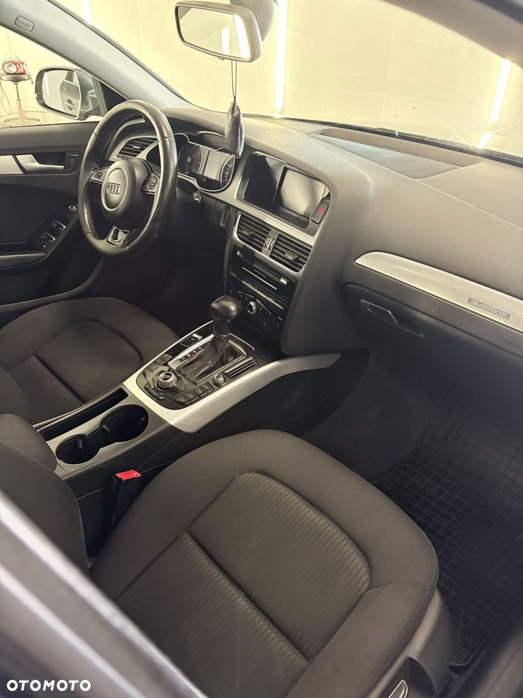 Audi A4 Avant 2.0 TDI Quattro S tronic - 12