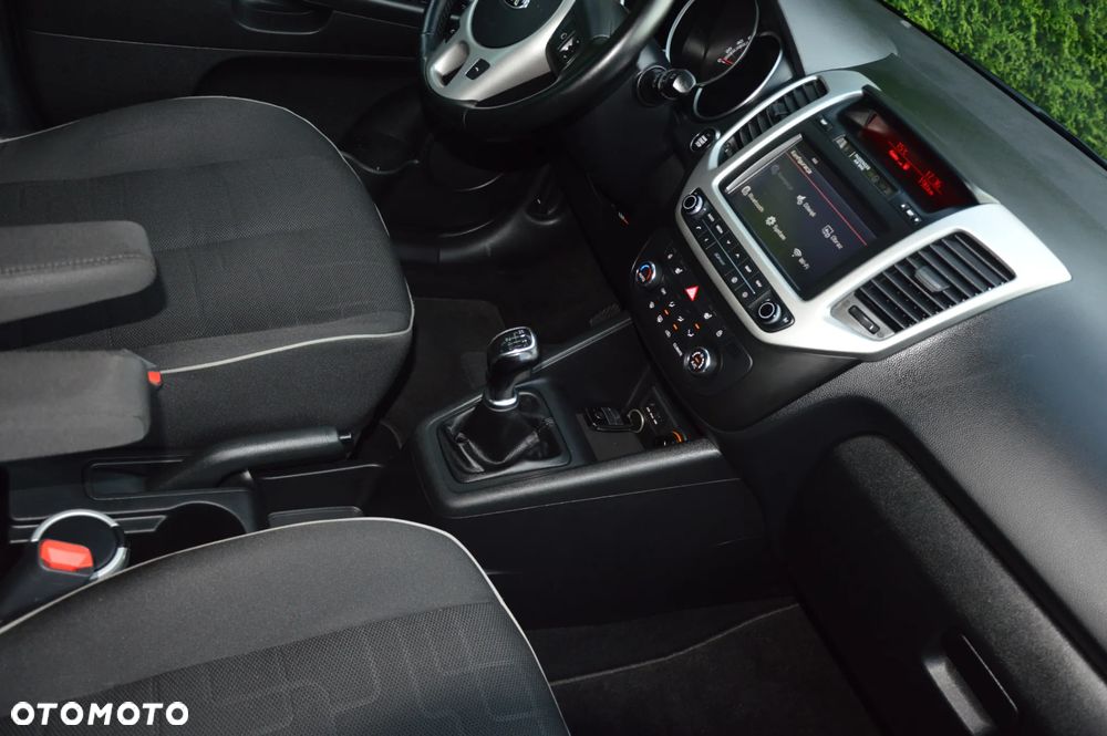 Kia Venga 1.6 CVVT Dream Team Edition - 27
