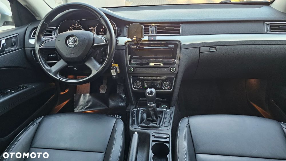 Skoda Superb 2.0 TDI Ambition Outdoor - 23