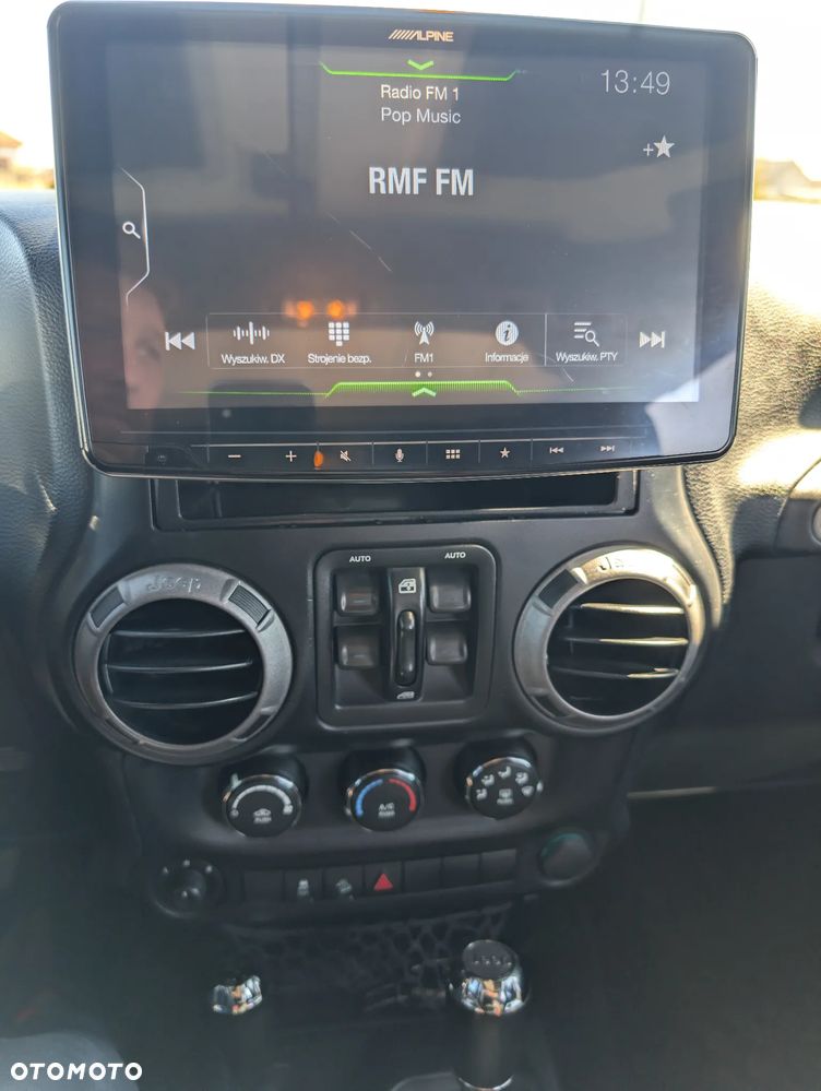 Jeep Wrangler - 17