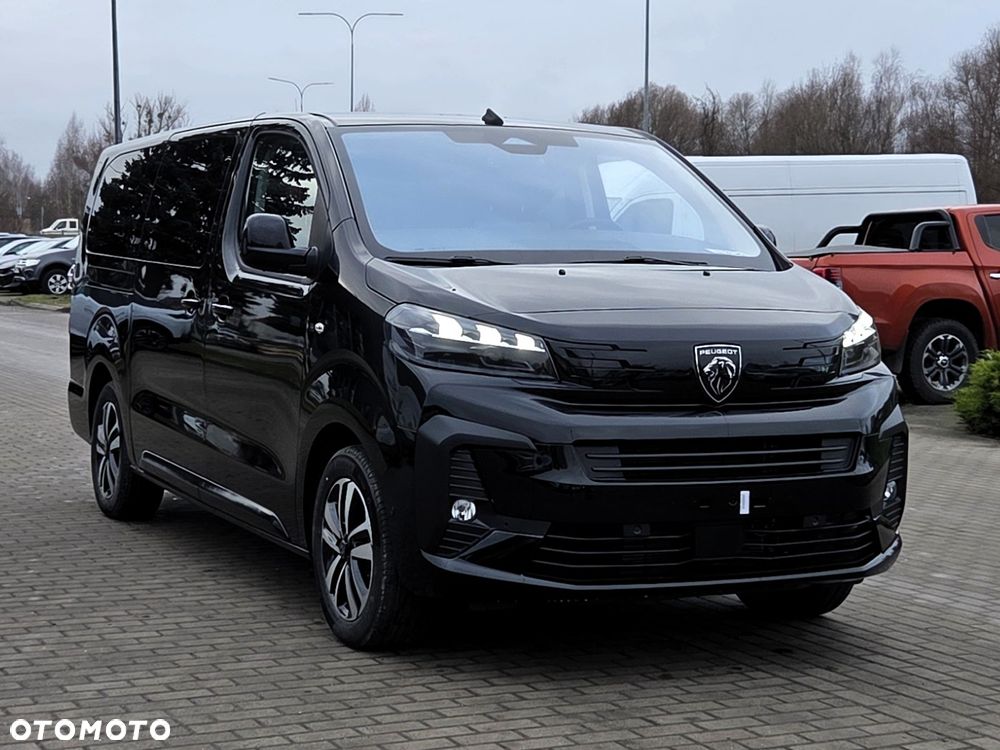 Peugeot Traveller - 3