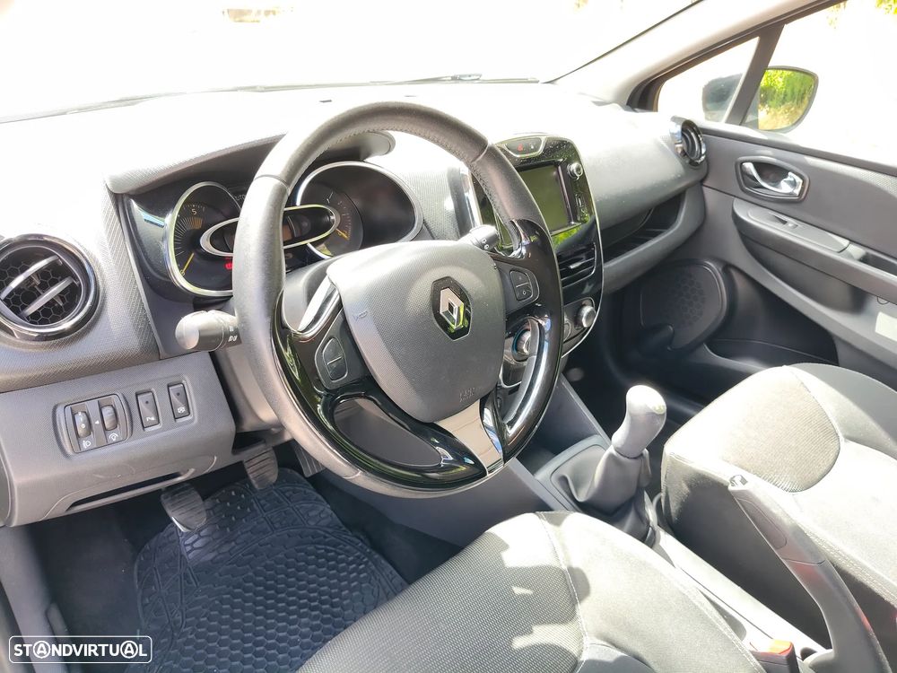 Renault Clio Sport Tourer Energy dCi 90 Start & Stop Dynamique - 17