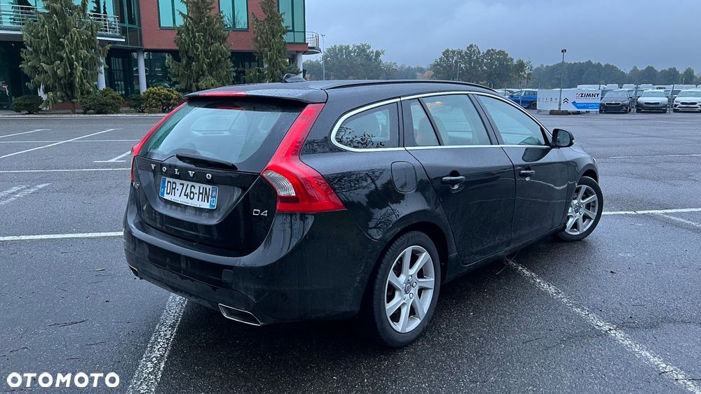 Volvo V60 D4 Drive-E Summum - 3