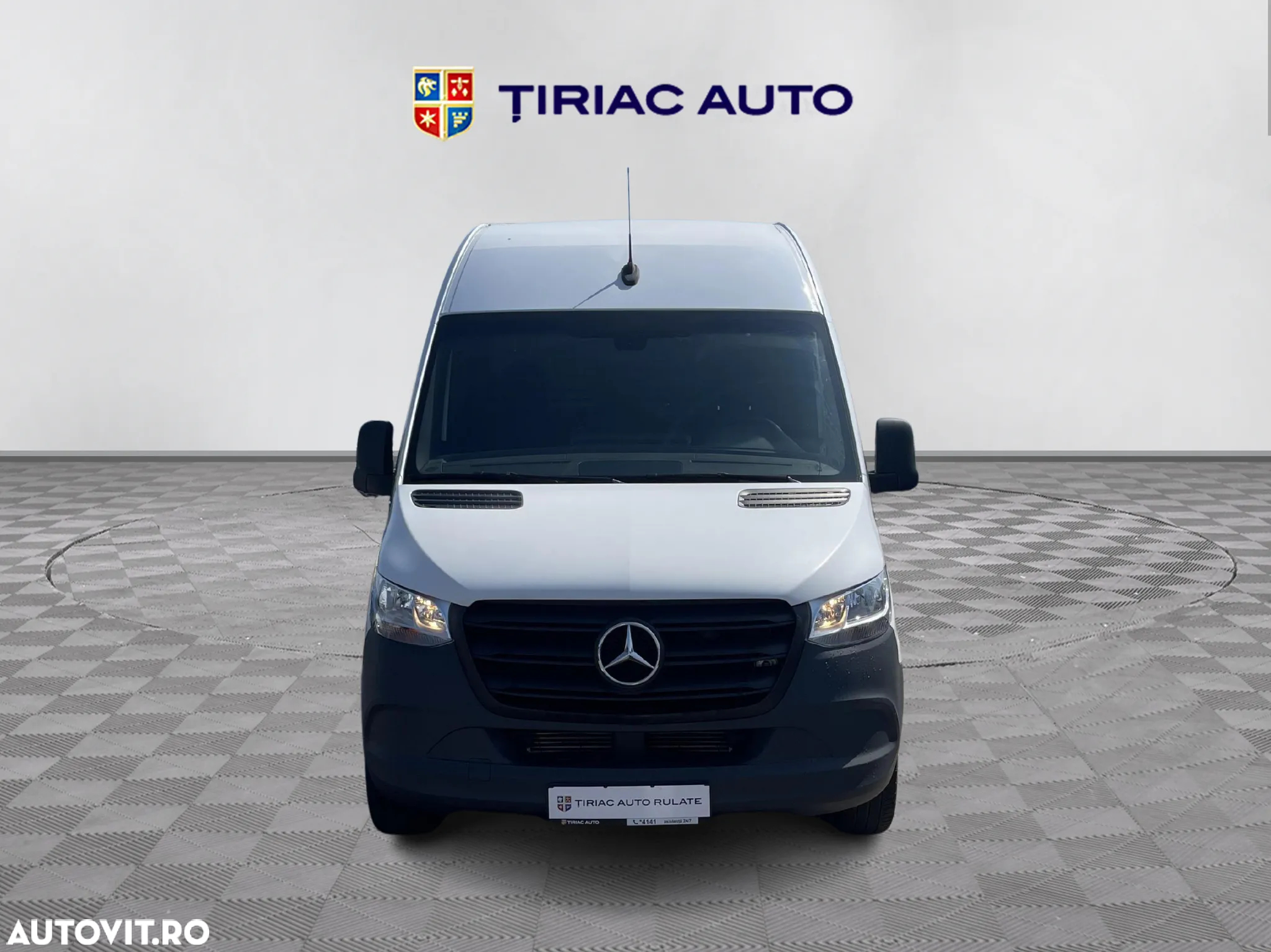 Mercedes-Benz Sprinter - 8
