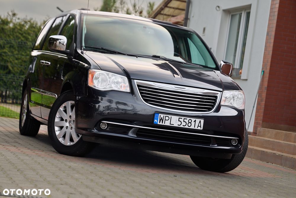 Chrysler Town & Country 3.6 Limited - 4