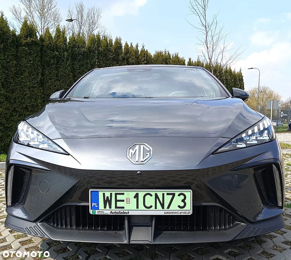 MG 4 Luxury 64 kWh - 7