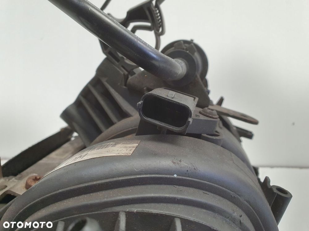 Opel Corsa D 1.0 12V KOLEKTOR SSĄCY 0280600062 55557905 - 8