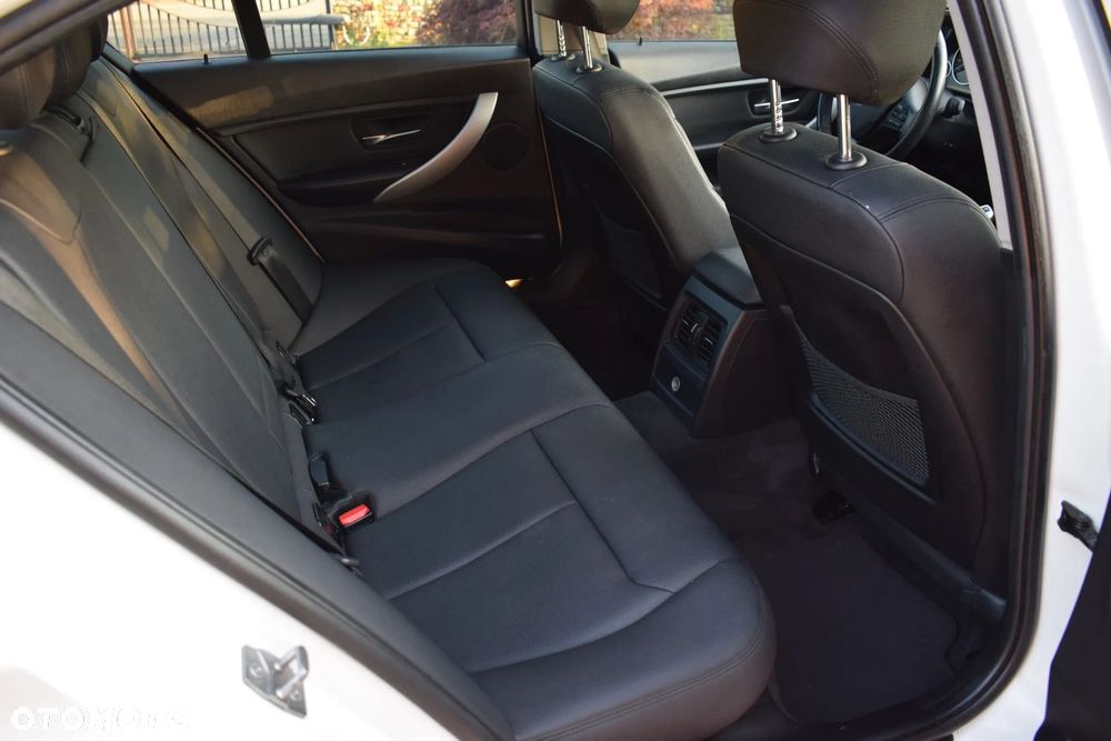BMW Seria 3 - 9