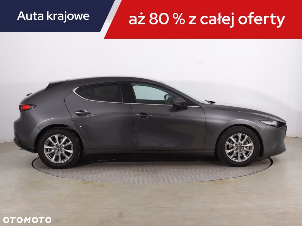 Mazda 3 - 8