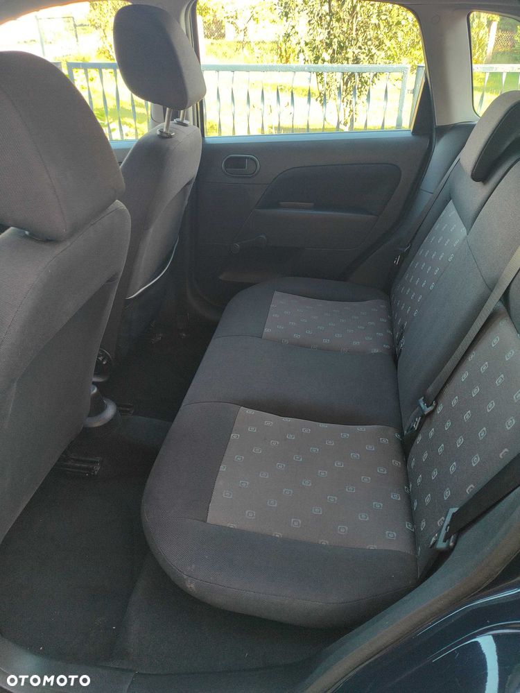 Ford Fiesta - 4
