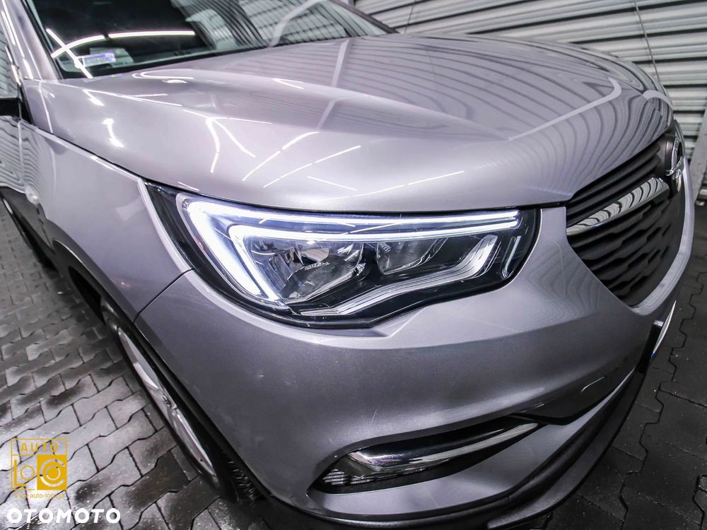 Opel Grandland X 1.2 T Enjoy S&S - 32
