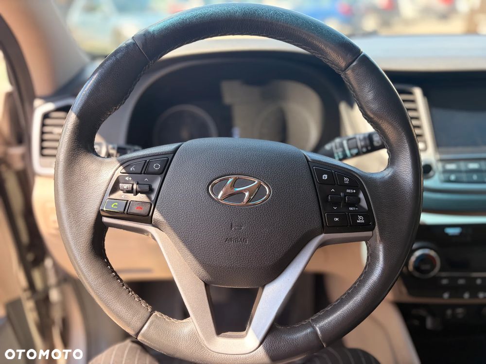 Hyundai Tucson - 12