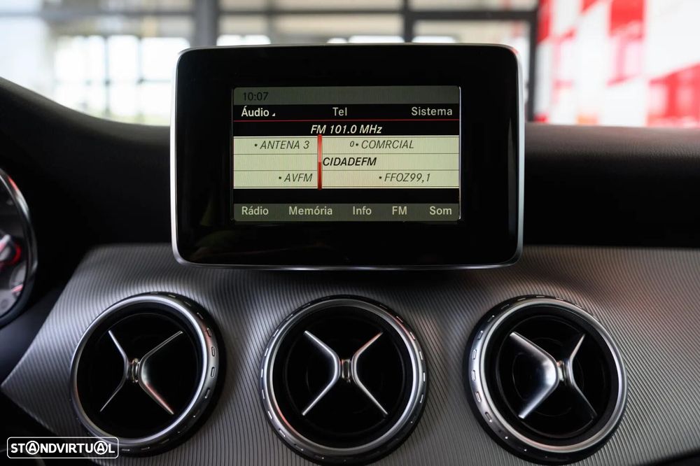 Mercedes-Benz GLA 200 CDI Aut. - 38