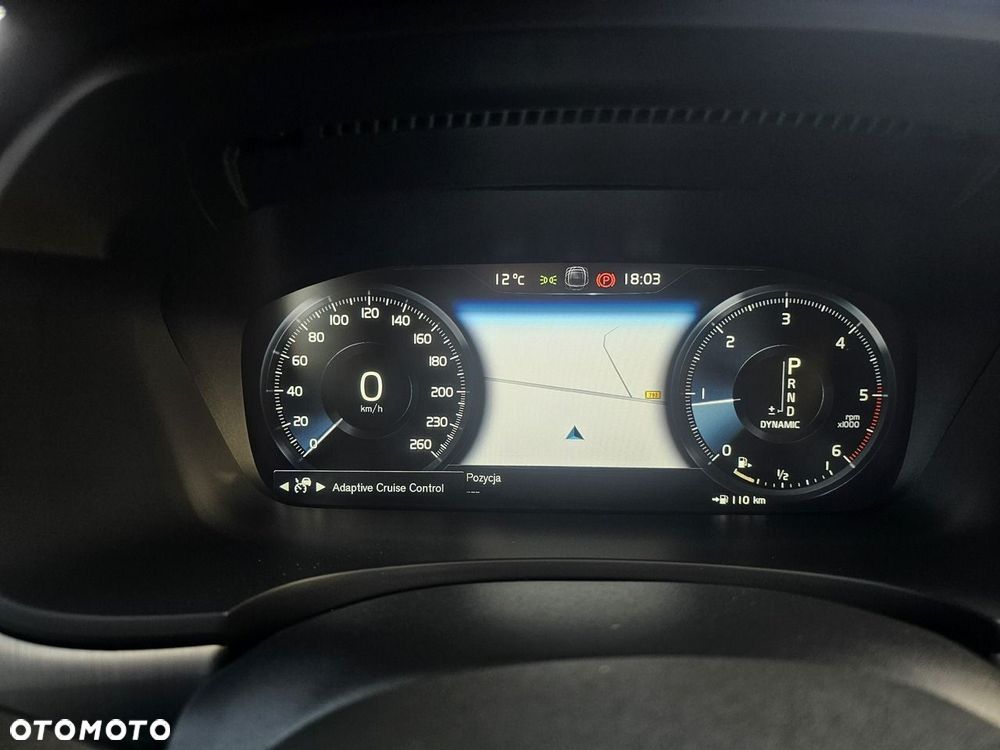 Volvo V90 D4 Momentum Pro - 29