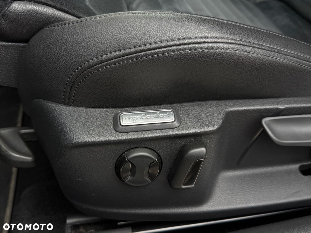 Volkswagen Passat - 8