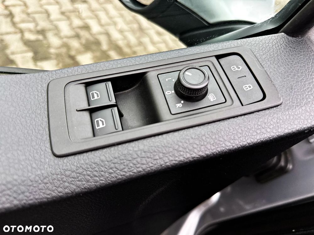 Volkswagen Multivan 2.0 TDI L1 Comfortline - 20