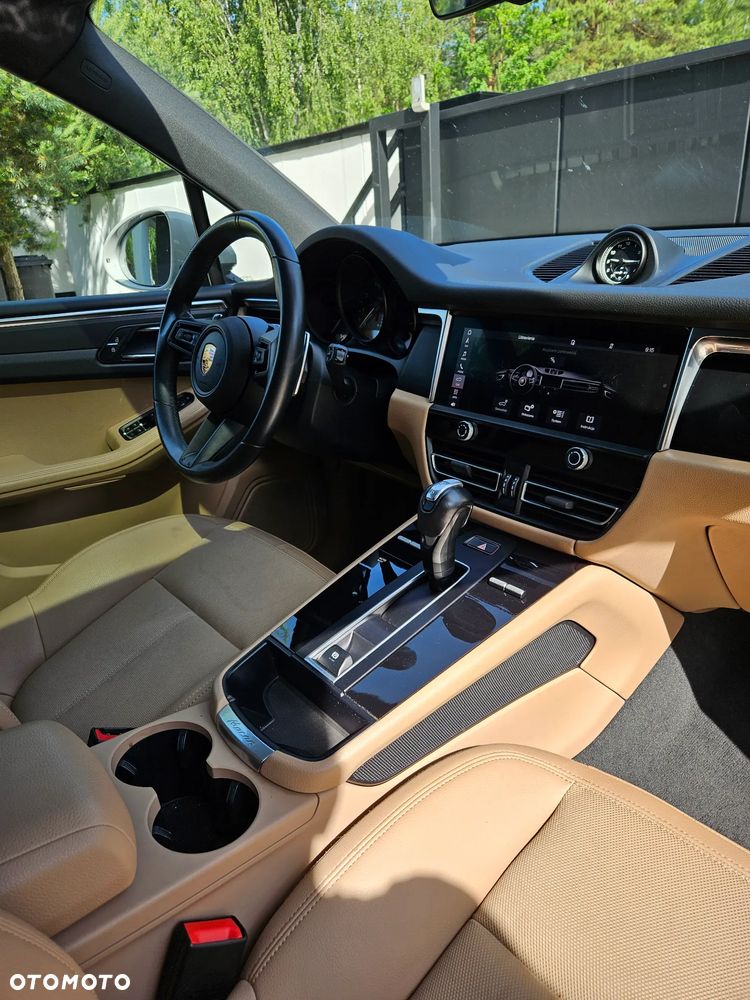 Porsche Macan Standard - 11