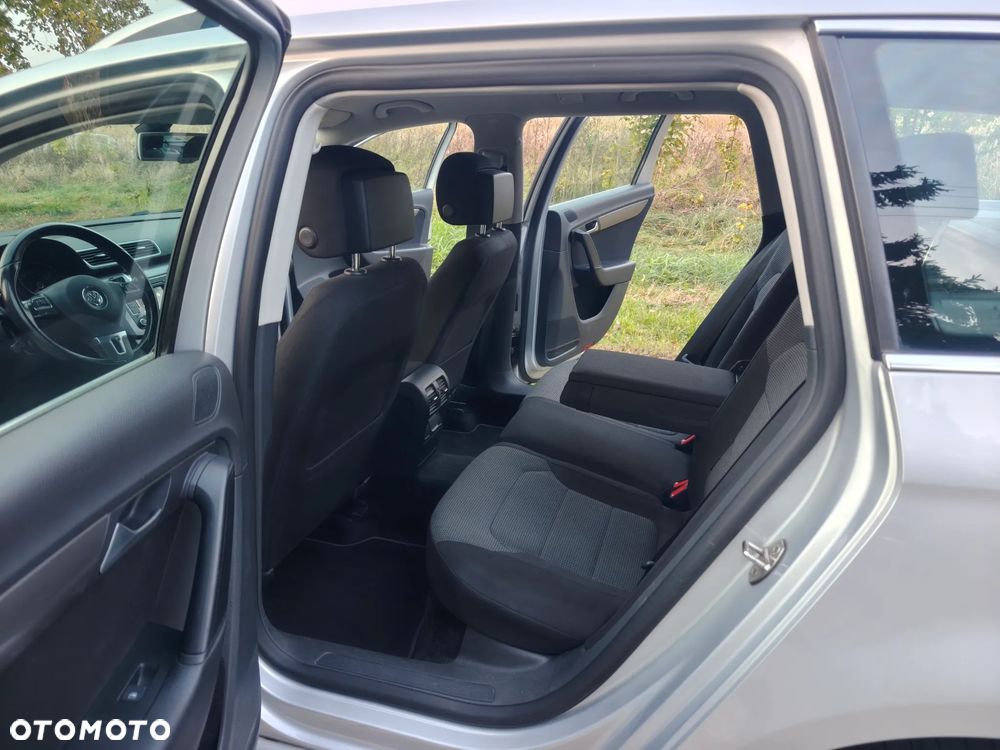 Volkswagen Passat Variant - 19