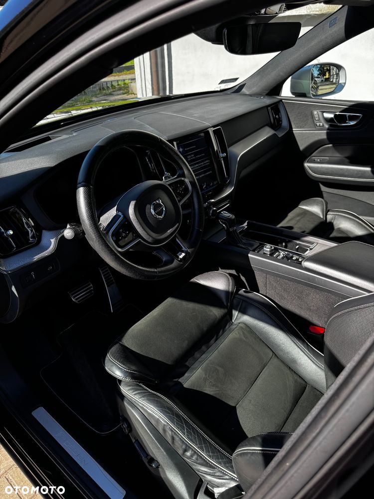 Volvo XC 60 T6 AWD R-Design - 7