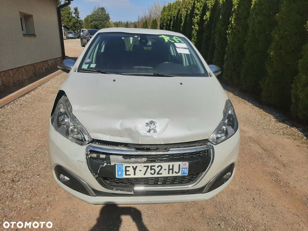 Peugeot 208 PureTech 110 Stop & Start Allure - 2