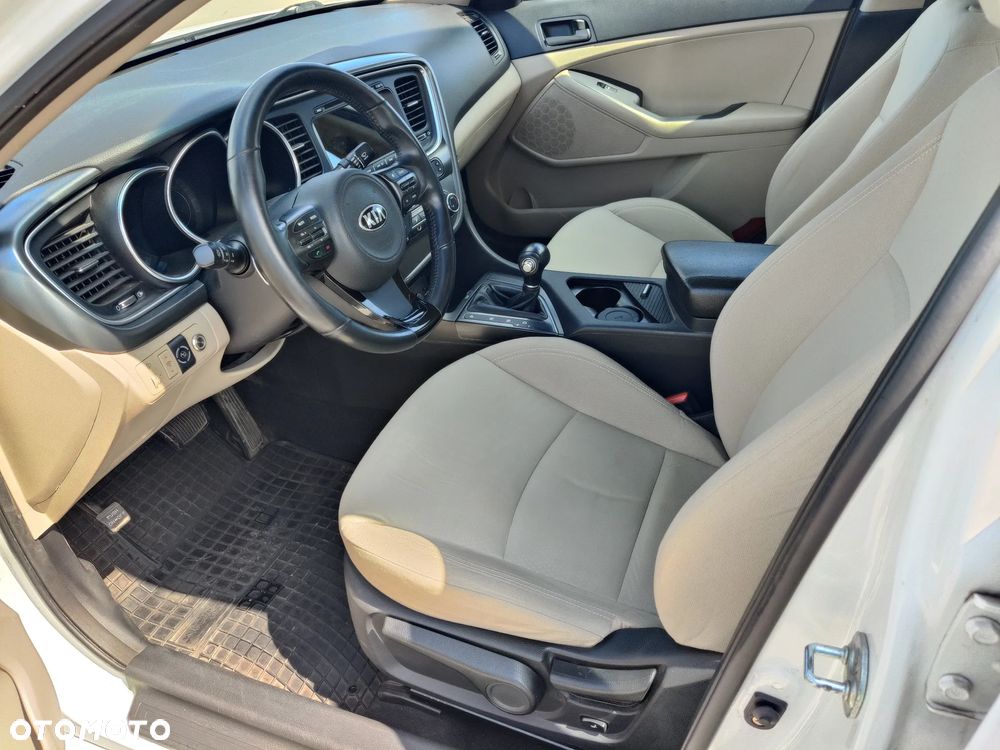 Kia Optima - 5