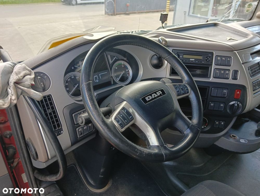 Licznik (Kierownica, Maska, Zderzak, Części Silnikowe) DAF XF 106 Euro 6 440 10.8 440 Km 2016 R - 7