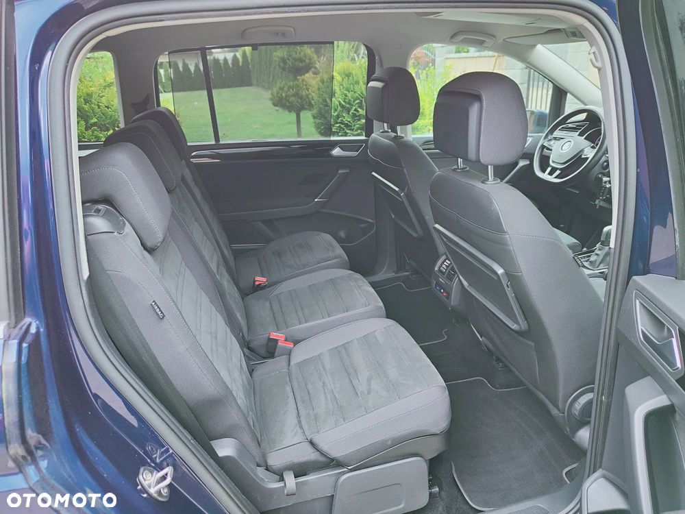 Volkswagen Touran 2.0 TDI SCR DSG Highline - 11