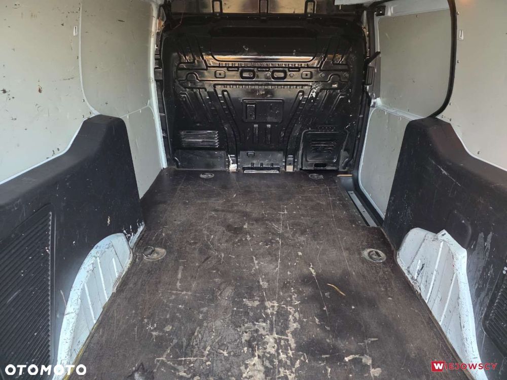 Ford Transit Connect - 15