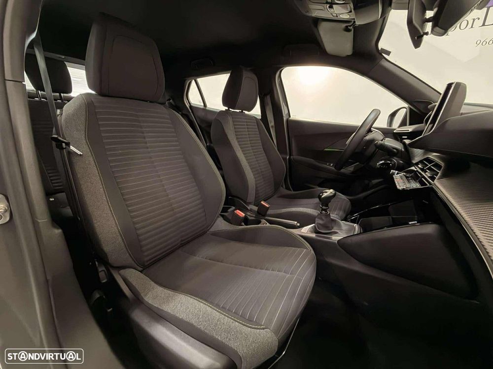 Peugeot 2008 1.2 PureTech Active - 12