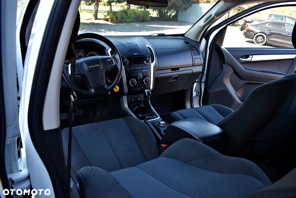 Isuzu D-Max 4x4 Double Cab Custom - 7