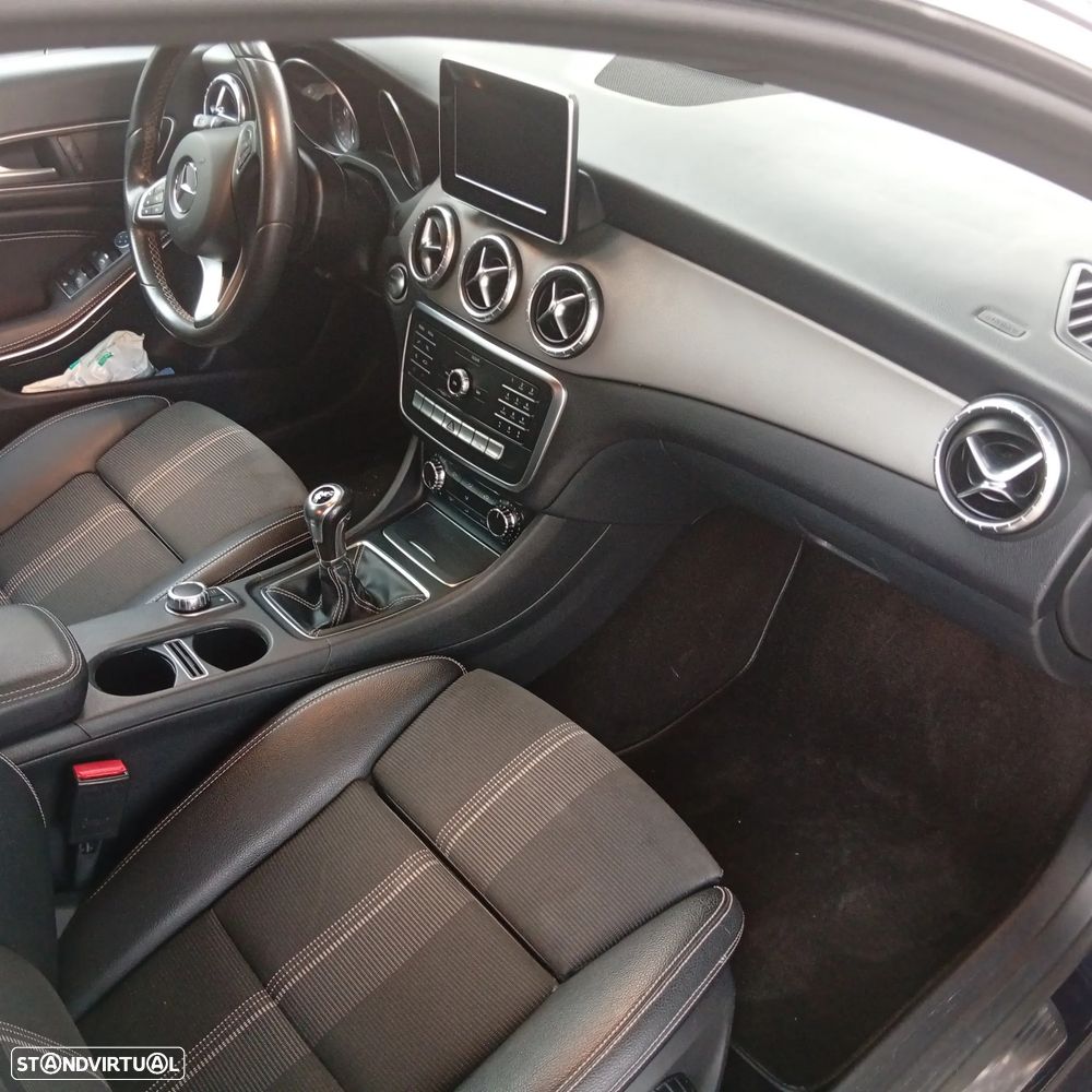 Mercedes-Benz CLA 180 d Shooting Brake Urban - 6