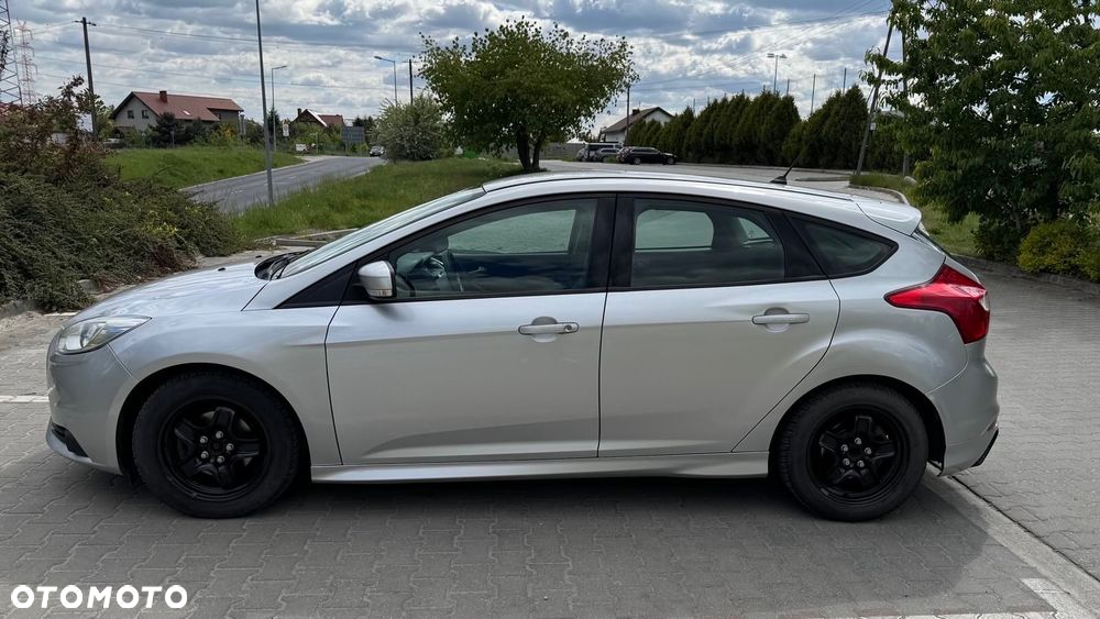Ford Focus 1.6 TDCi Ambiente - 3