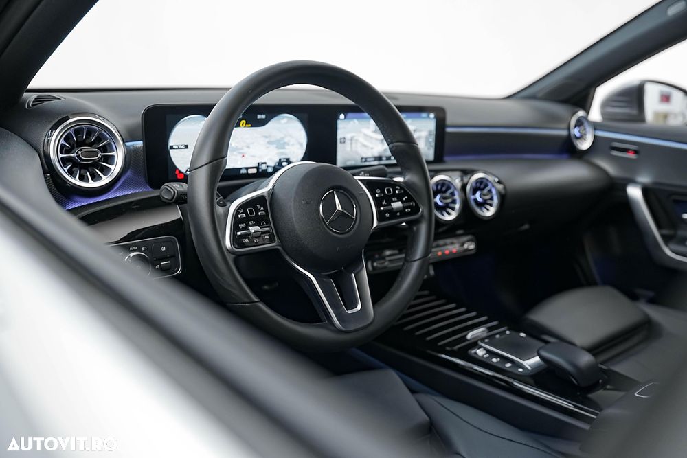 Mercedes-Benz A 250 e 8G-DCT Edition 2021 - 16