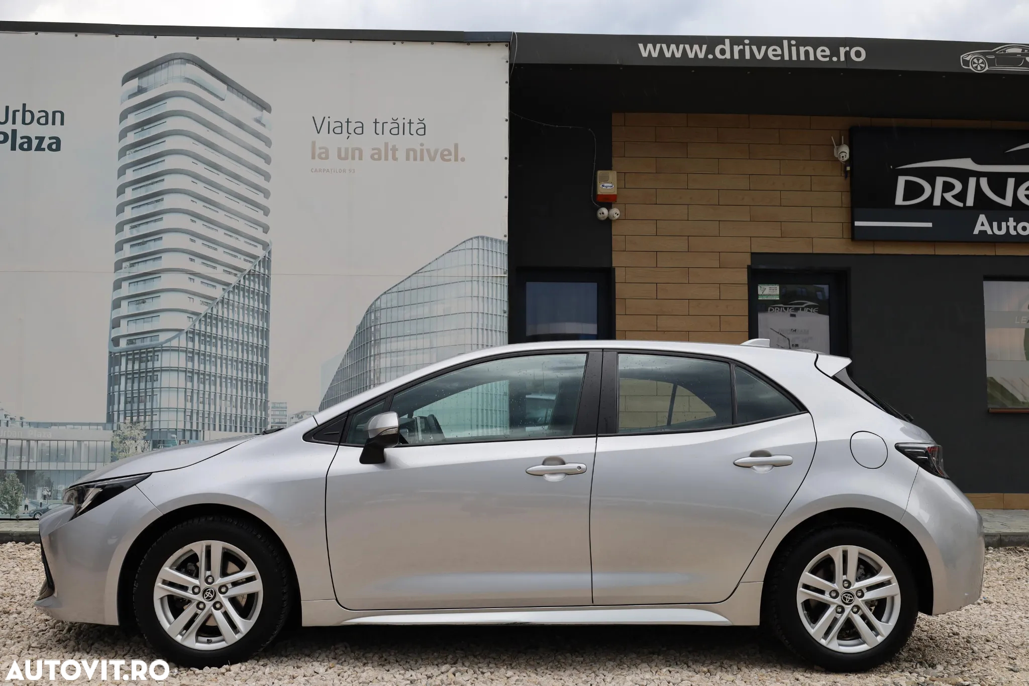 Toyota Corolla 1.8 HSD Dynamic - 7