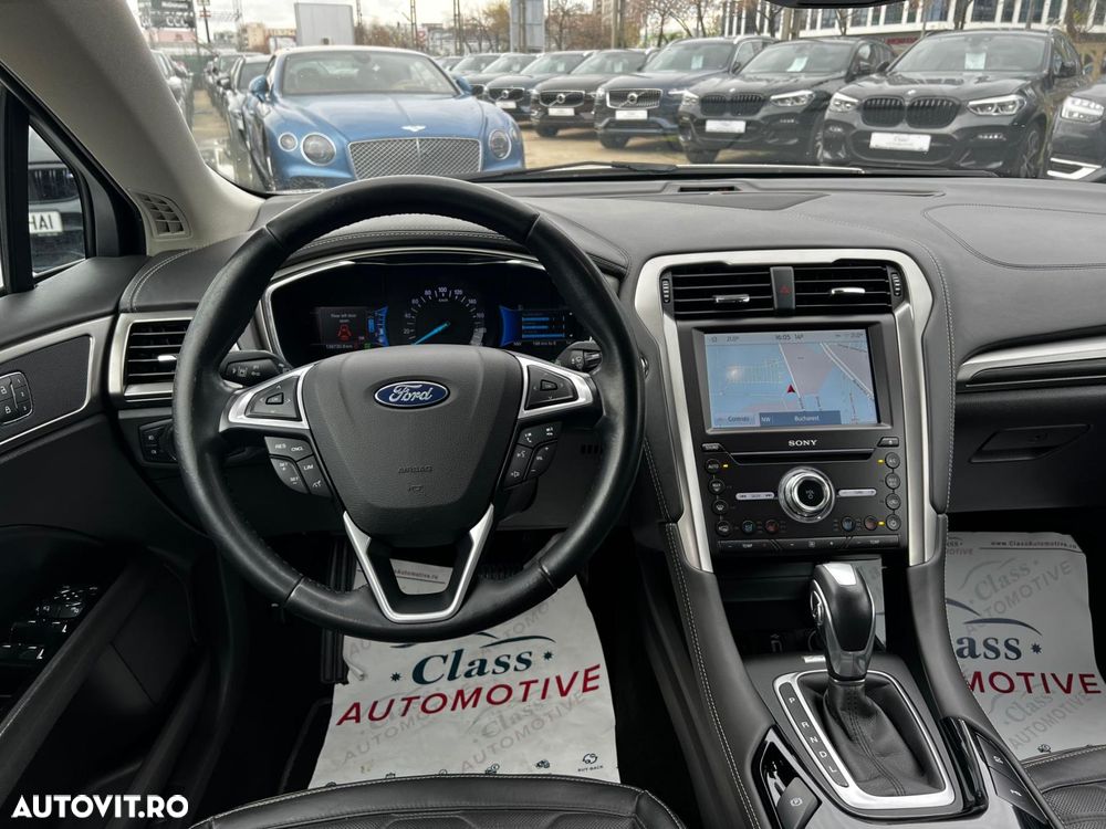Ford Mondeo 2.0 HEV Vignale - 24