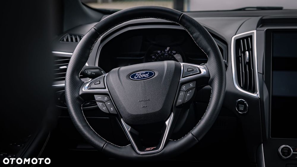 Ford Edge - 18