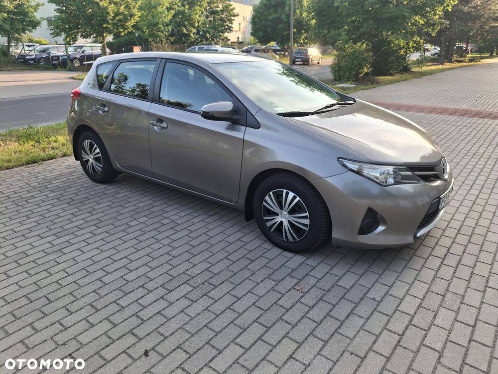 Toyota Auris 1.33 VVT-i Active - 3