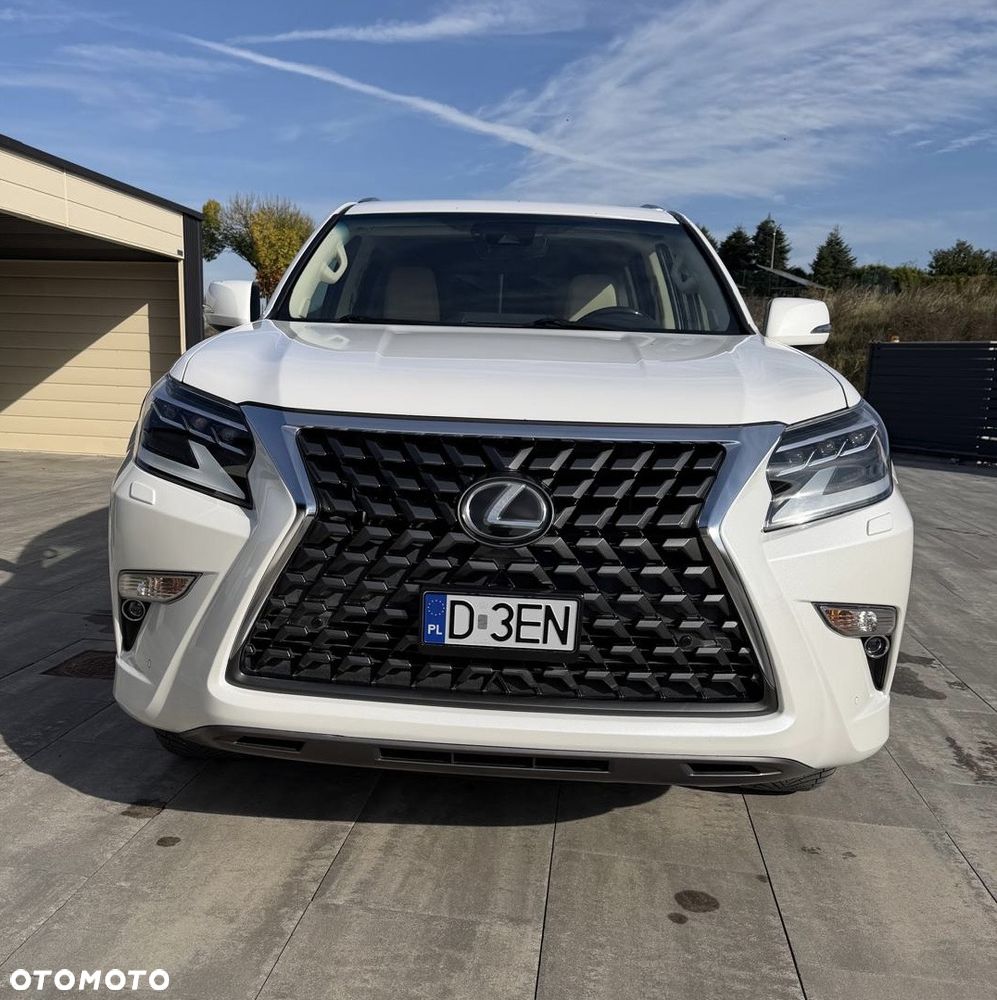 Lexus GX - 9
