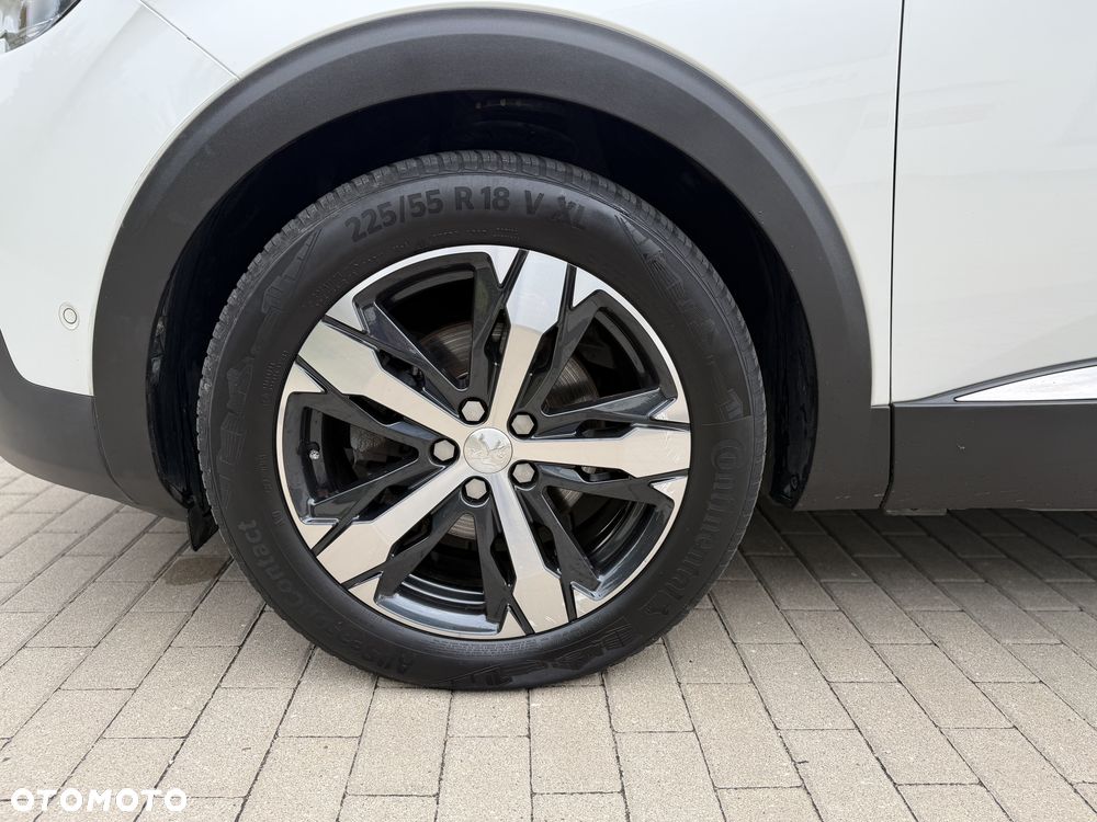 Peugeot 3008 PureTech 130 Stop & Start GPF EAT8 Crossway - 12