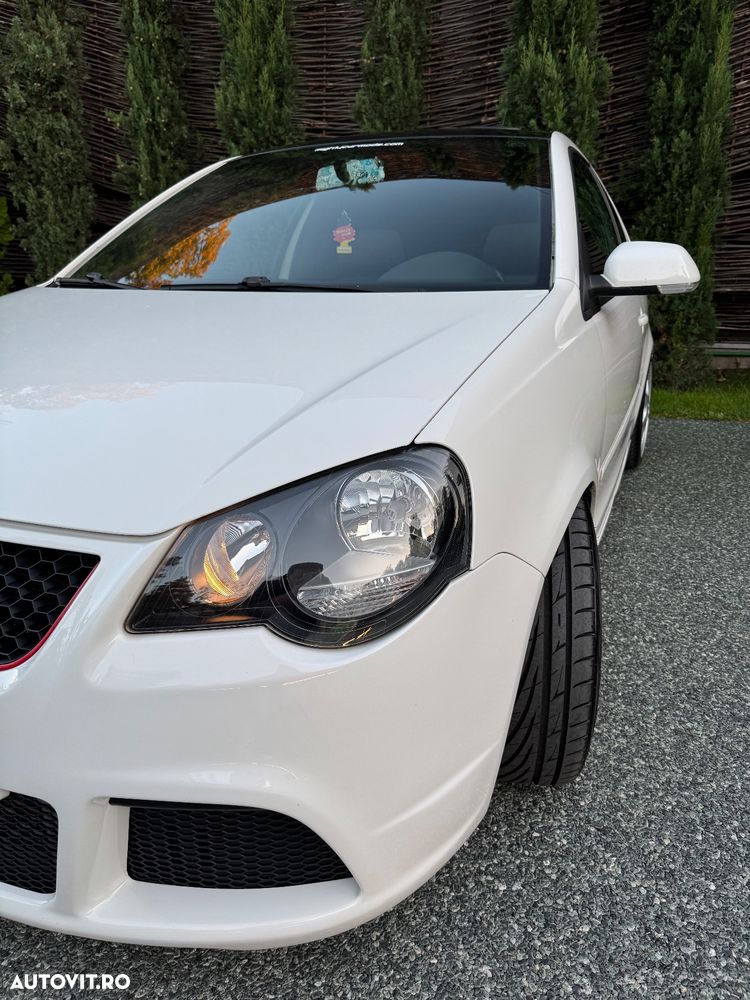 Volkswagen Polo 1.8 GTI - 12