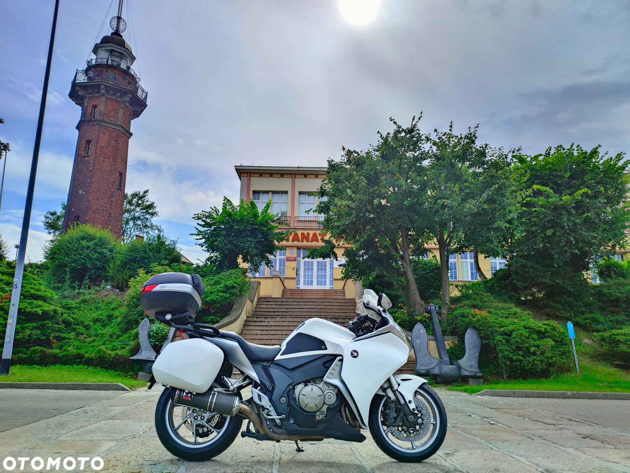 Honda VFR - 15