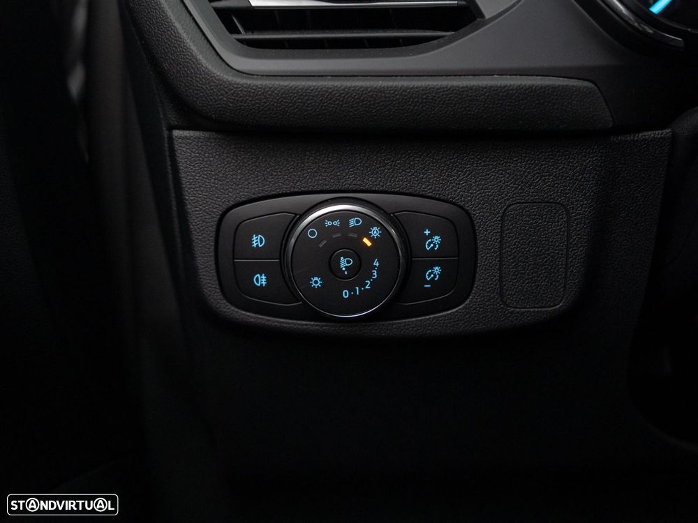 Ford Focus 1.5 TDCi ECOBlue Active Aut. - 18