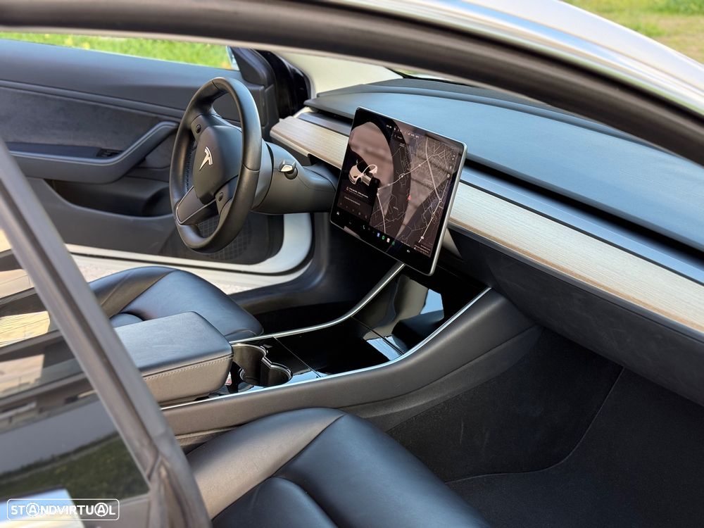 Tesla Model 3 Standard Range Plus RWD - 5