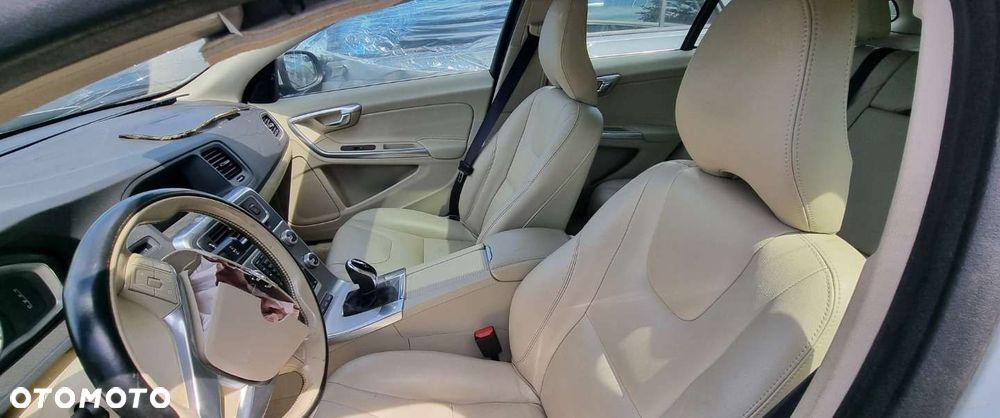 Volvo V60 - 8